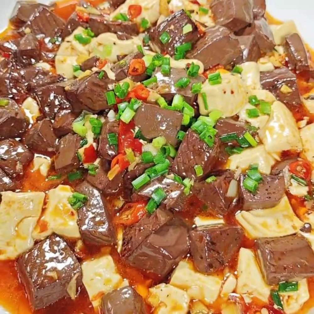 美食推荐豆腐猪血土豆炒五花肉香辣凉拌土豆片麻婆豆腐