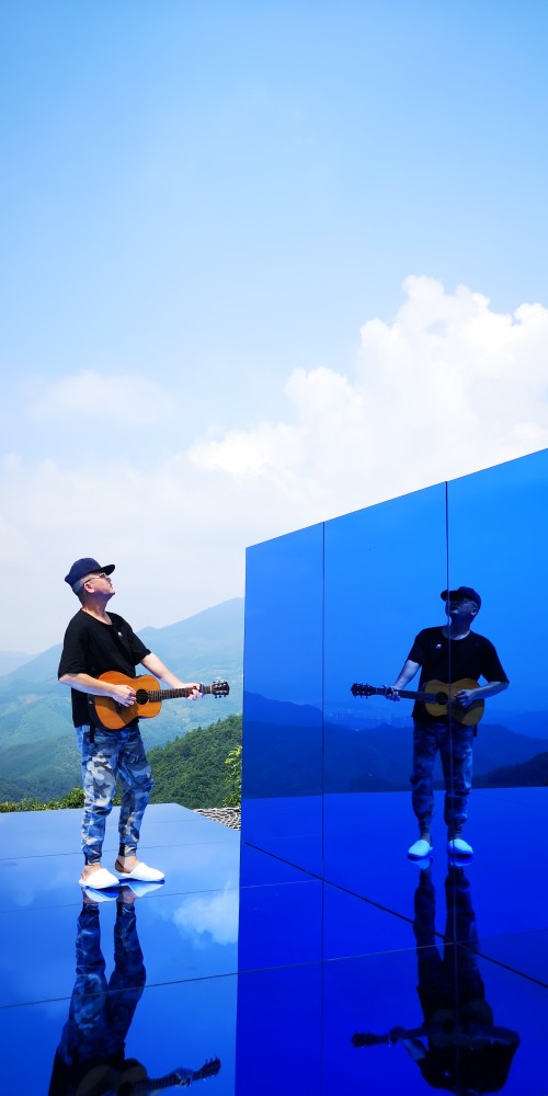 坐标北纬25度,江西大余丫山"天空之镜".