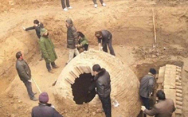 曾国藩墓被炸开,考古队进去后匆忙退出,便下令将其永久封闭