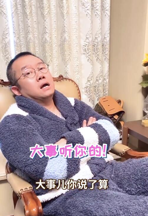 走进涂磊住的豪宅吊灯太华丽了为了孩子甘愿把房子改成游乐园