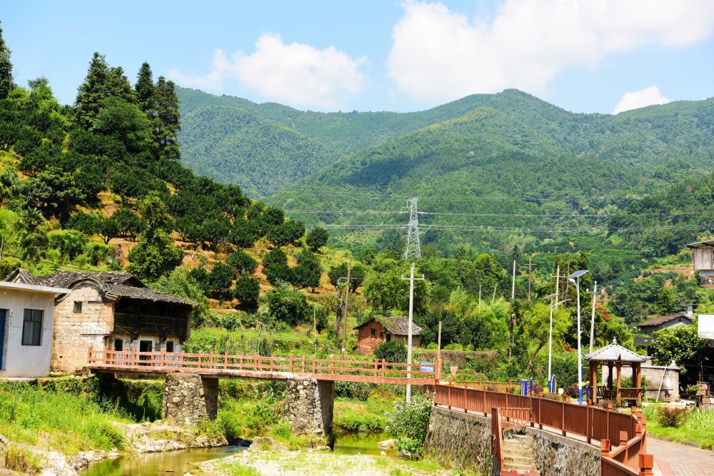 江西南丰市山镇熊坊村,风光旖旎的家园,革命传统的红土地