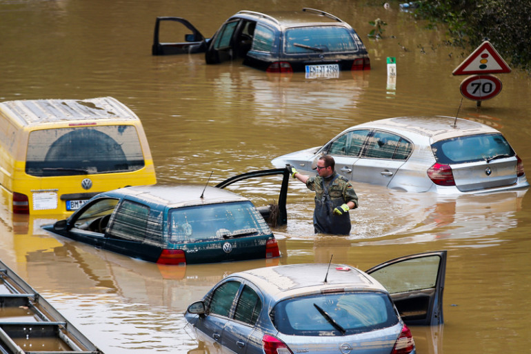 2021年7月18日 在罕见的事件中,150人因袭击欧洲的洪水而死亡,但究竟