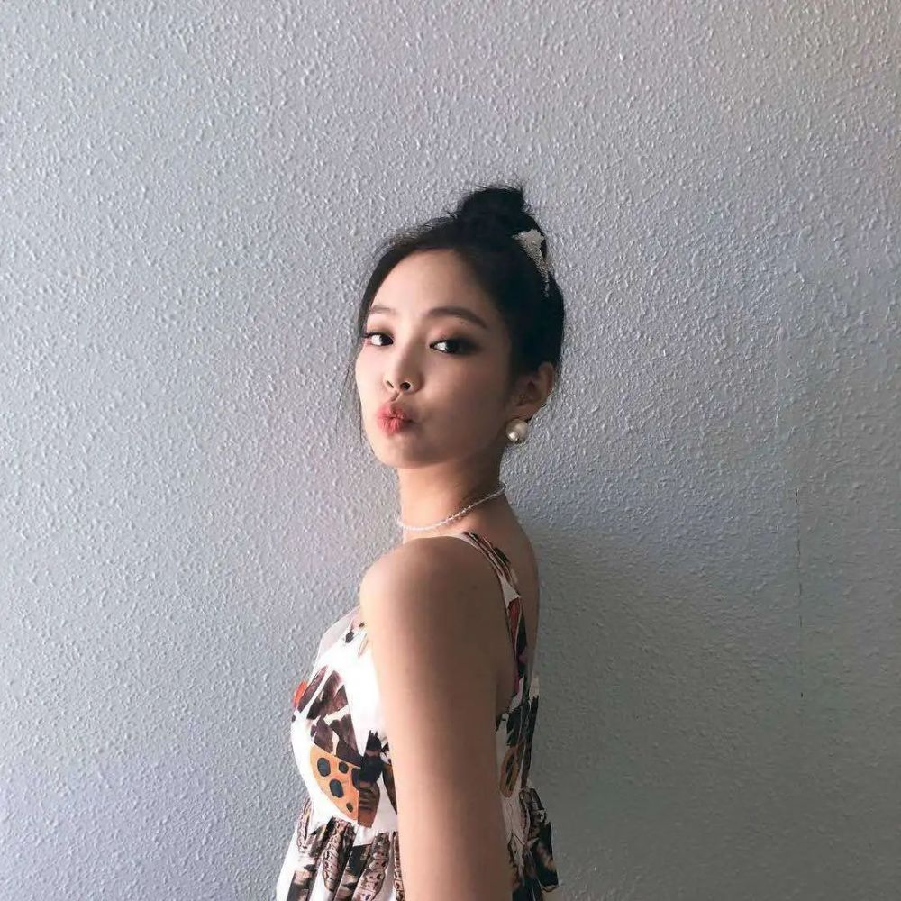 jennie的丸子头合集 jennie女士高颅顶太优秀了 天生的 2021-07-17