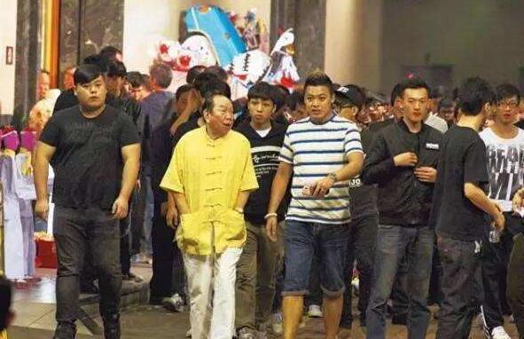"新义安疯狗"陈志明,公然挑战陈惠敏,硬刚向华强后销