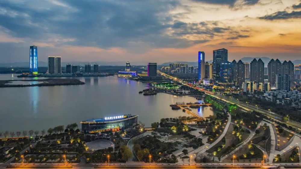 宜兴市排名_宜兴市陶都中学