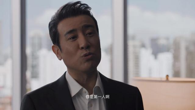 男二于和伟饰演的赵显坤也很吸睛