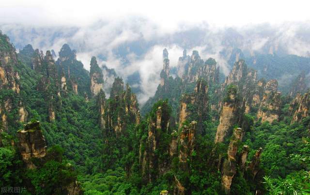 中国十大著名旅游景点 中国最有名的景点排行榜 国内知名旅游胜地