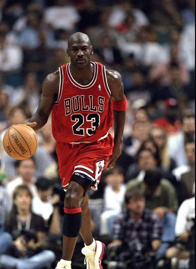 1抢断5次mvp1998年总决赛第六场经典的最后一投1997年总决赛第五