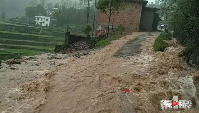 洪水、泥石流、滑坡…重庆多个区县暴雨成灾