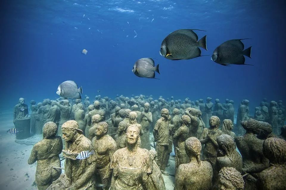 自然的鬼斧神工,海岸生物的加入与修饰让巨石阵