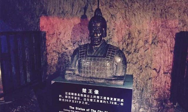 江苏徐州发现西汉楚王陵出土四千多件兵马俑仅次于秦陵兵马俑