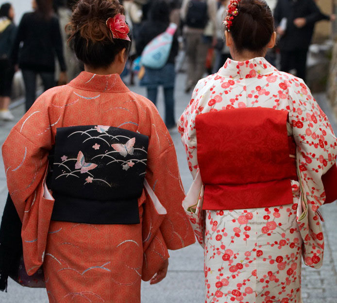 夫子庙女子穿和服,网友"日本人没实现的梦想,帮他们实现了"