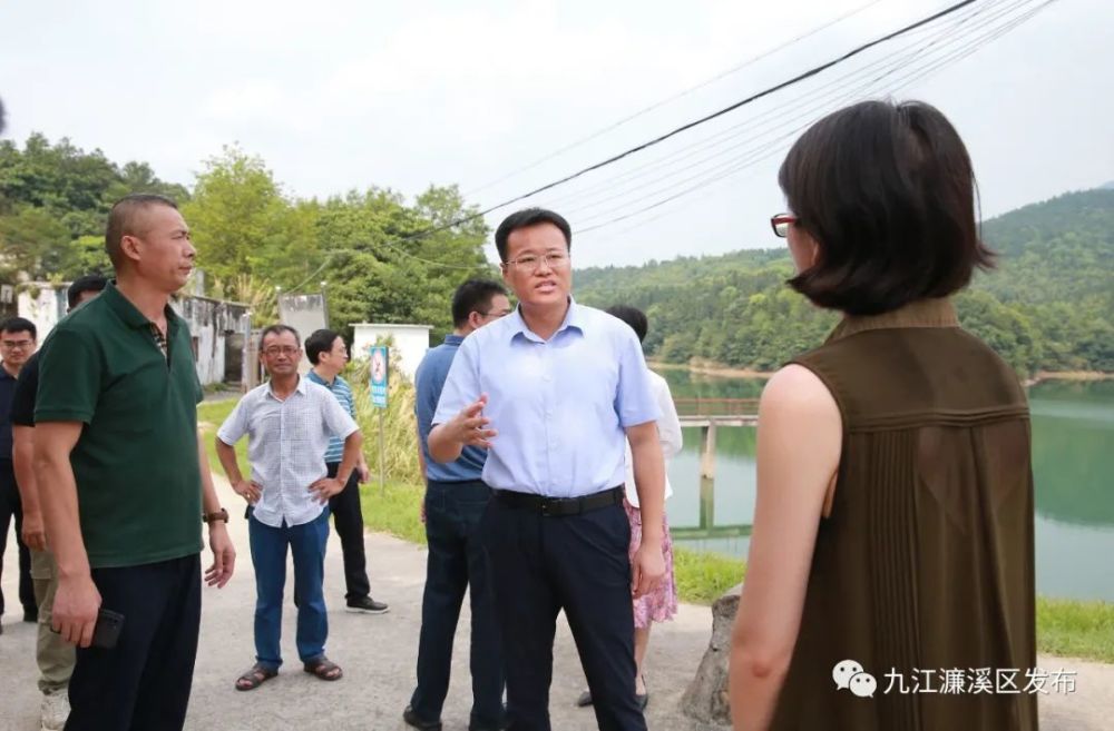 盛炜区长调研安全生产和防溺水工作