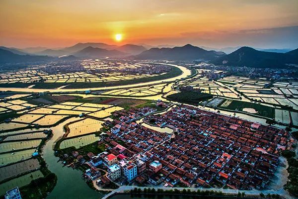 休闲特色:观光休闲,民俗文化 地  址:福建省漳州市龙海区东园镇埭美