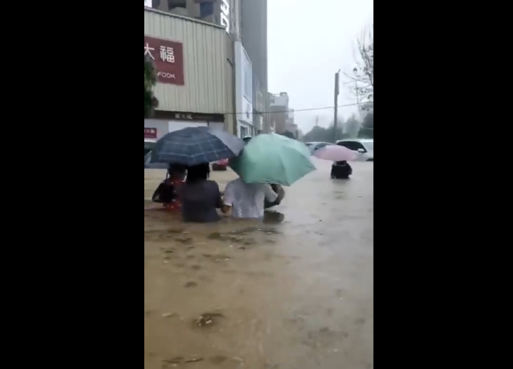 河南暴雨还在加强,国家级预警接近最高级!权威预报:有特大暴雨