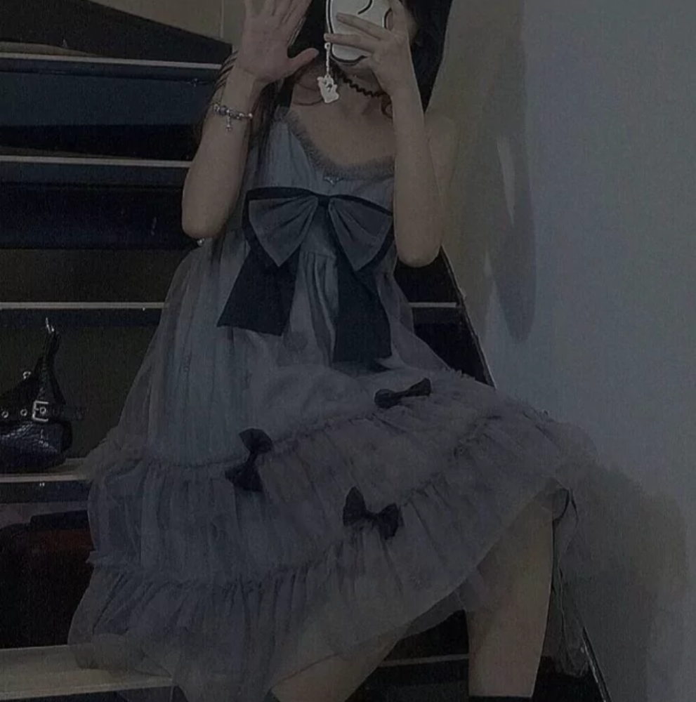 ins微丧女头