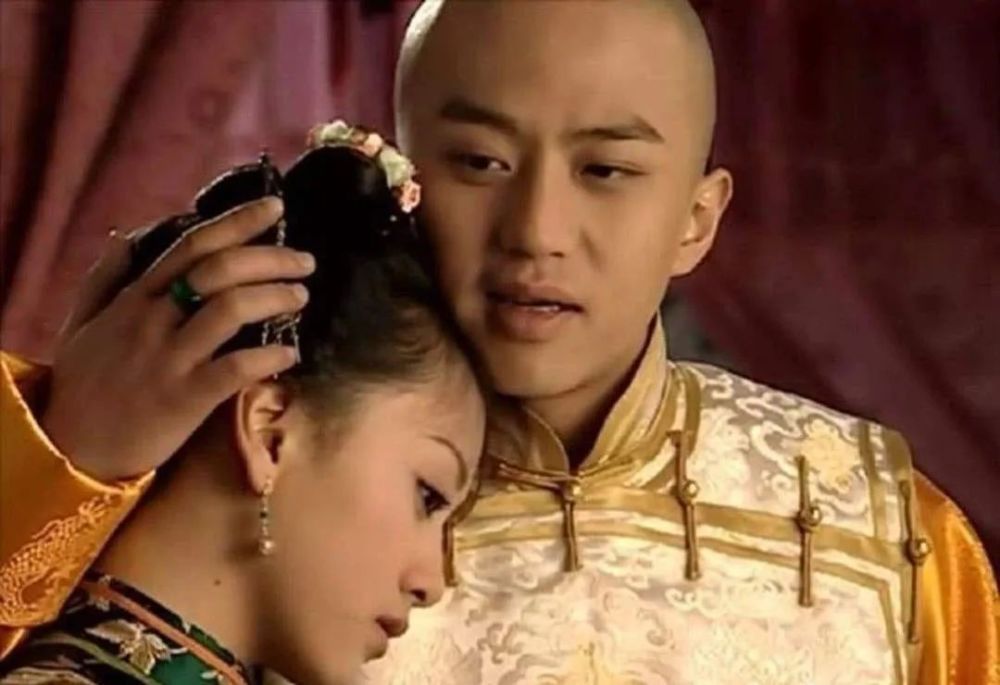 为什么有人说董鄂妃是董小宛?