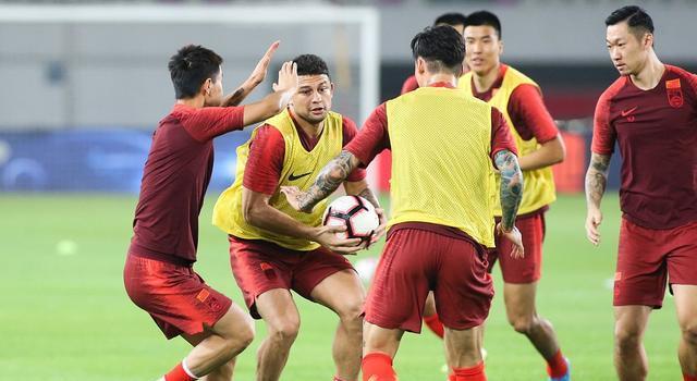 2022世界杯12强赛什么时候踢的啊，世界杯12强赛打几轮？