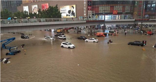 郑州暴雨最新消息,洪灾已造成郑州市区12人死亡,目前