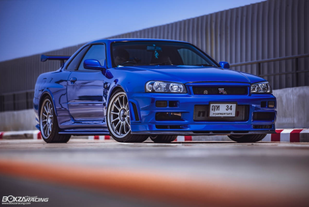 这,可能是泰国首个采用赛道变速箱装备的gtr r34 gt-r v-spec ii