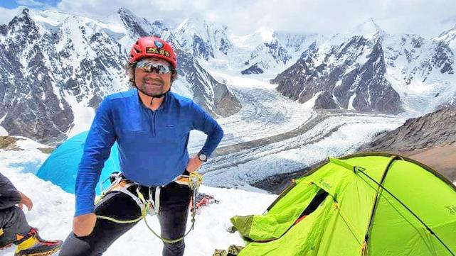 韩国前残奥选手在巴基斯坦登山时坠崖,韩国请求中巴搜寻