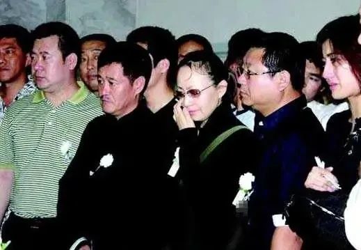 何庆魁与高秀敏,张艳茹之间的爱恨情仇:14年悲欢离合