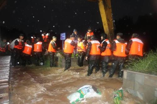 郑州特大暴雨属千年一遇:降雨量达到617.1mm!三天下了