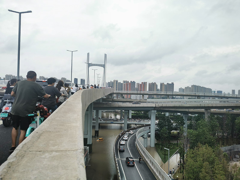 郑州农业路高架已恢复通行 黄河路(南阳路——嵩山路)