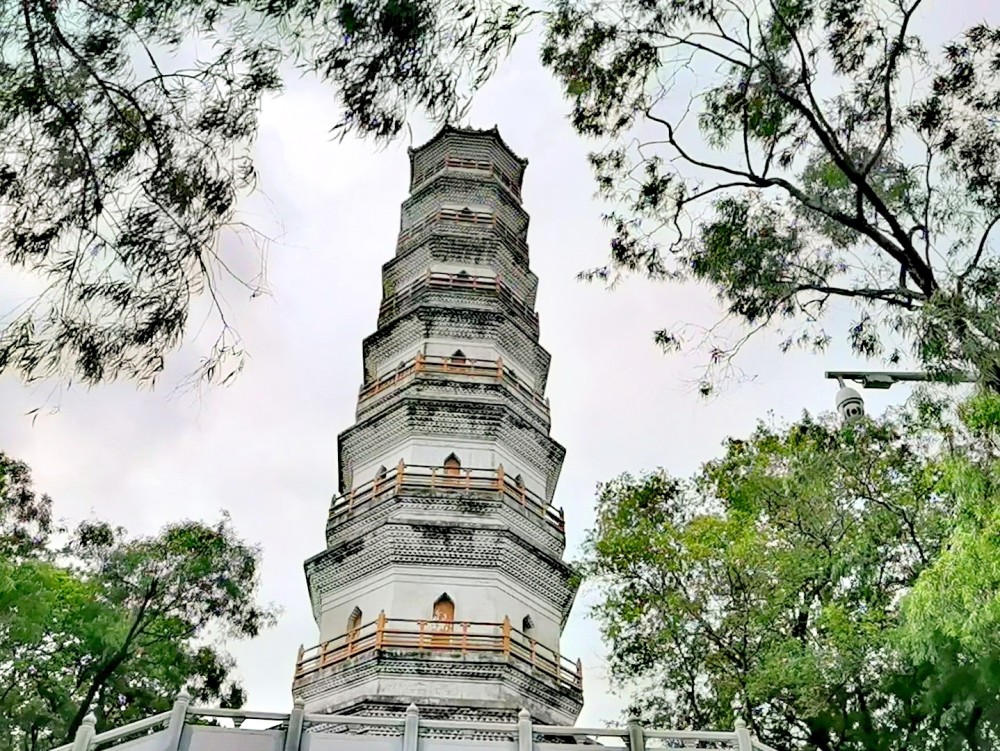 东莞市榴花文化旅游区榴花公园