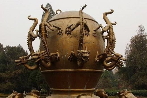 张衡地动仪为何被移出教科书?傅承义院士:房梁上吊块肉都比它强
