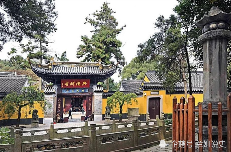 常熟市虞山北麓的兴福寺,为啥有人还叫它"破山寺"?