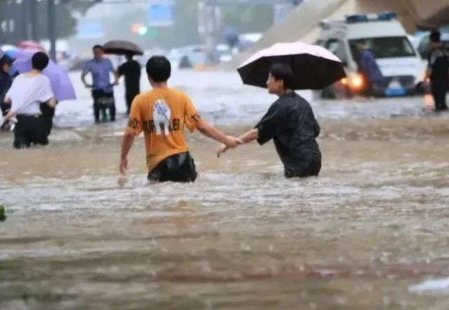 河南遭遇历史最强暴雨,中国为何水灾频发?