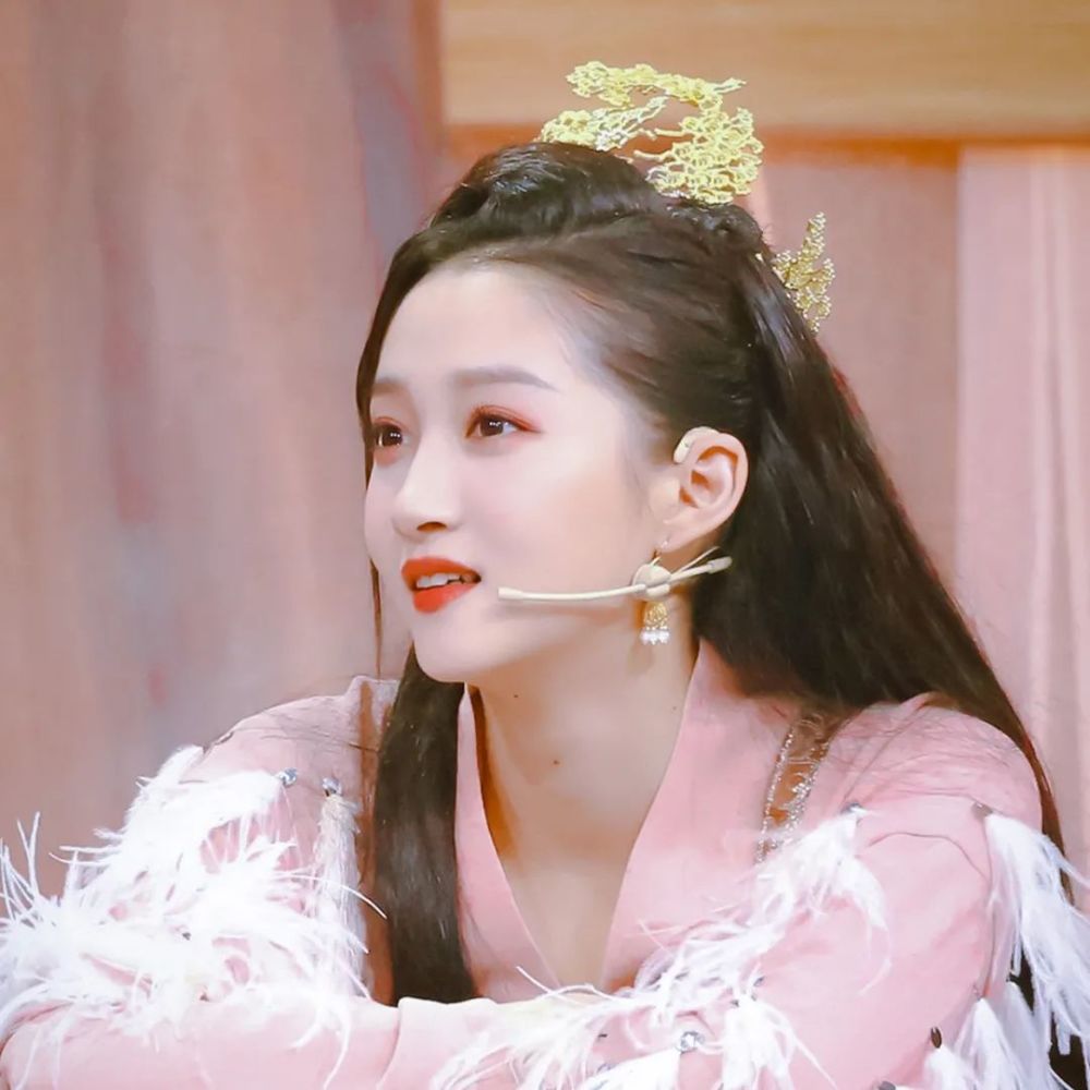 头像关晓彤