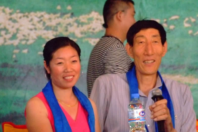 比姚明高10公分的鲍喜顺,13年前不听医生话生下儿子,如今怎样了