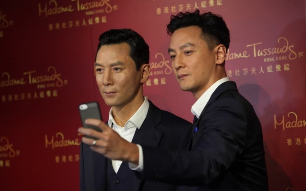 华晨宇4个月入驻两座蜡像馆:到底什么样的明星才配拥有蜡像?