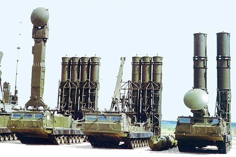 空导弹系统代表是s-300p/pmu系列和s-300v系列,西方分别称为萨姆-10和