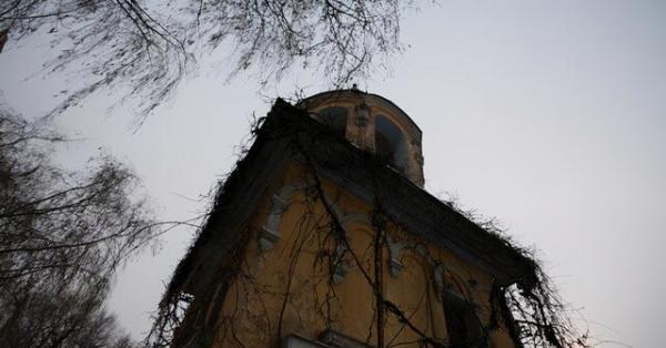 哈尔滨亚麻厂爆炸纪实,176位姑娘终身被困楼中,33年没