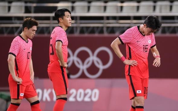 各执一词！日媒批评韩国输球后球员拒绝握手 韩媒解释：符合奥运会规定