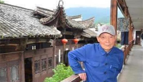 最后的3个国民党特务,64年后留下一张合影,称晚年生活幸福美满