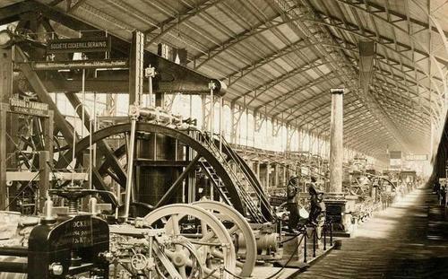 的不断发展,欧洲各地出现了大量的工厂,传统的工场手工业逐渐被取代