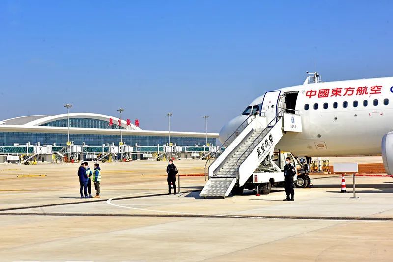 等城市航线芜宣机场至西安,昆明,长春中国东方航空将开通宣布自7月30