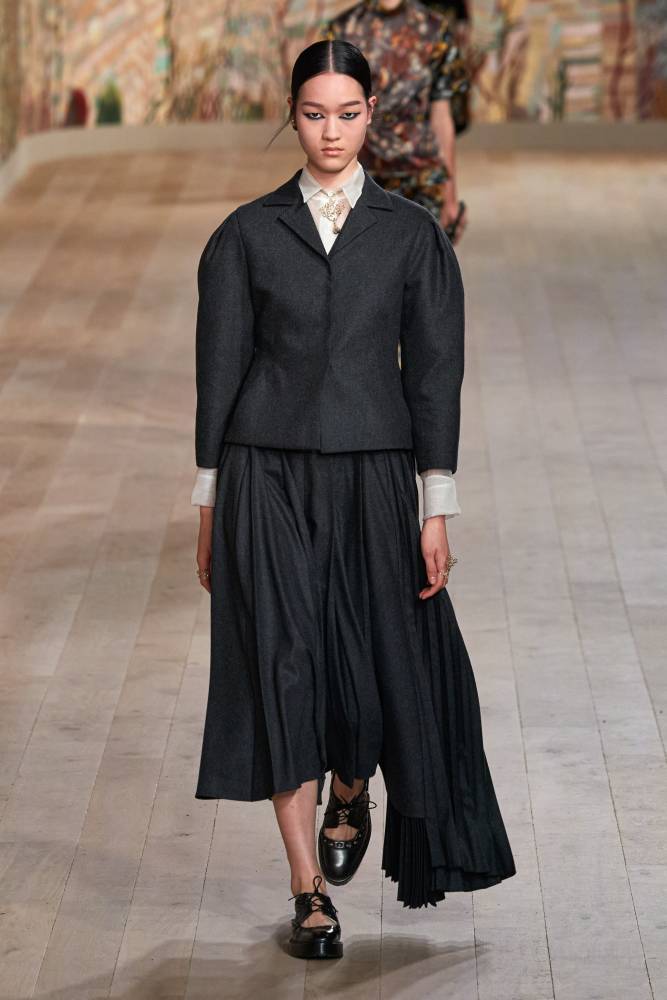 迪奥dior2021秋季高定女装,大气高雅的时尚设计