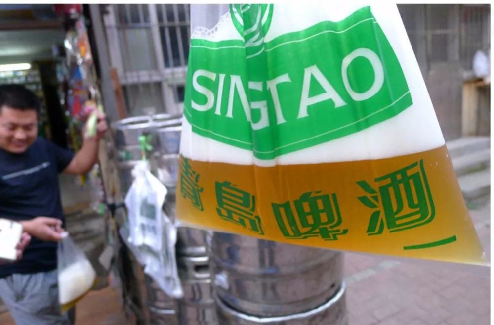 而且,还保证了一点,就是不会有人拎着啤酒瓶干架的事情发生了,这个