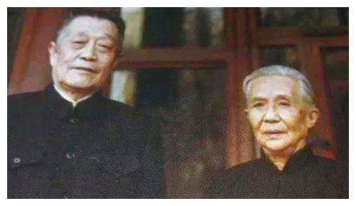 1959年特赦当天,杜聿明又折返功德林,做了一件让人意想不到的事