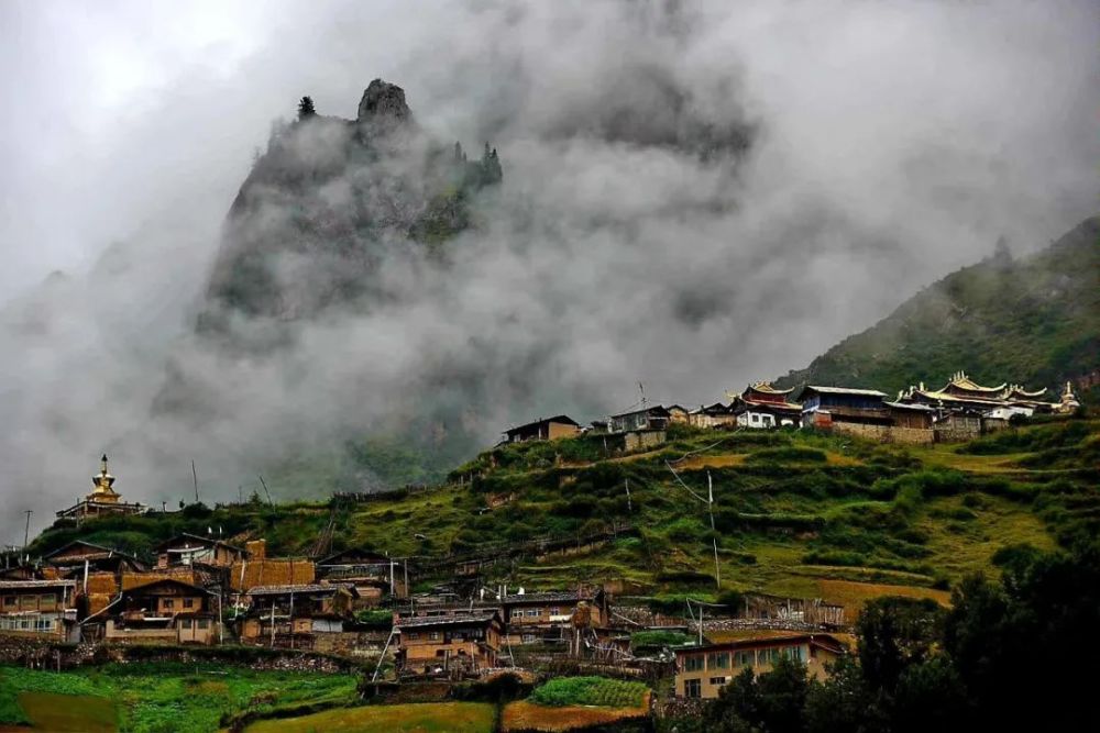 大美甘肃 最美甘南|九色甘南旅游持续火爆 扎尕那景区