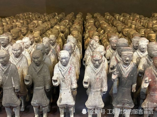 咸阳博物馆:汉高祖长陵陪葬墓陪葬的三千彩绘兵马俑