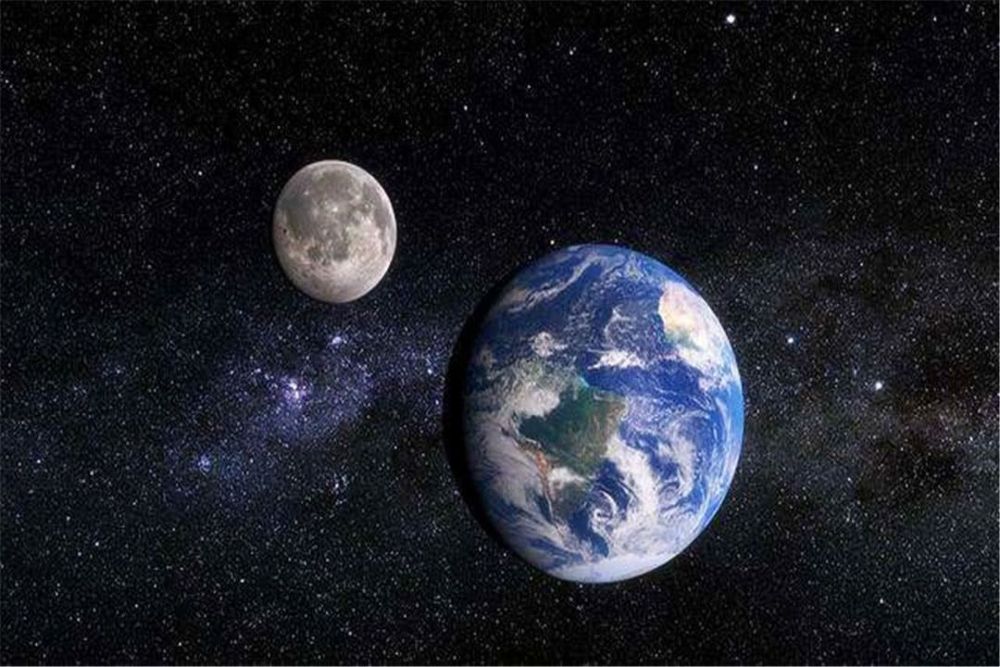 的月亮,哪怕是满月,也仅仅只有碗的大小,可是反过来,在月球上看地球