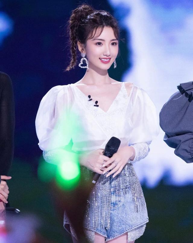 夏天谁还披头散发简单的气质编发提升精致度女生一定要学会