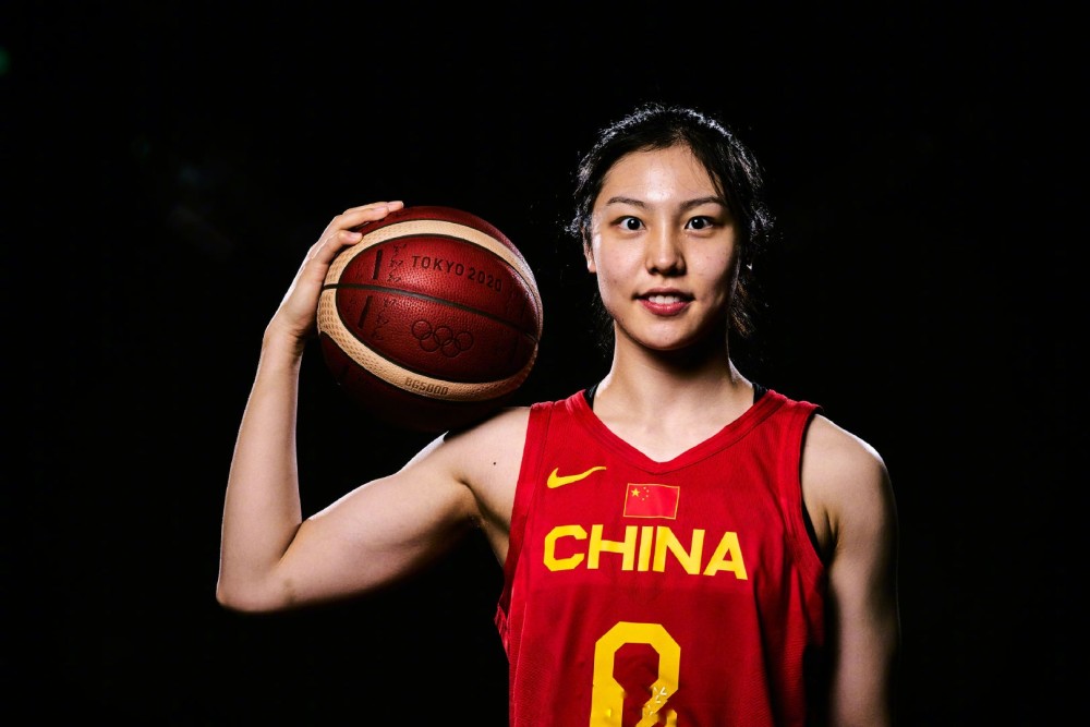 中国女篮姑娘定妆照