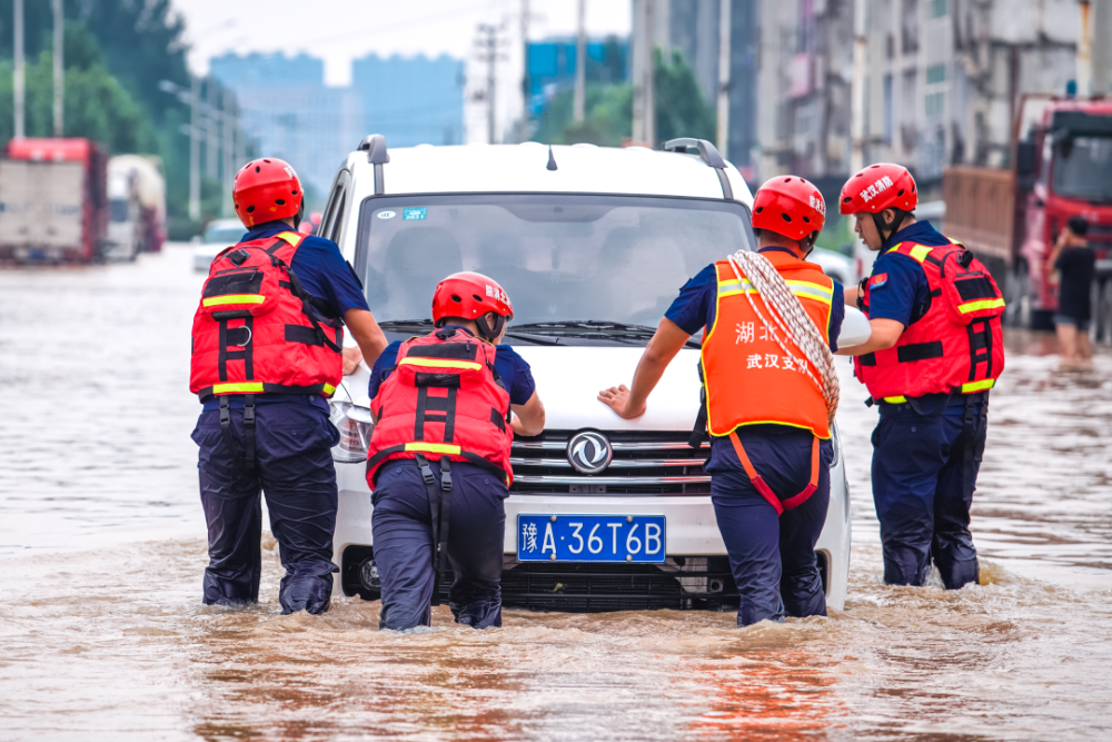 一个武汉人亲历的郑州暴雨救援现场